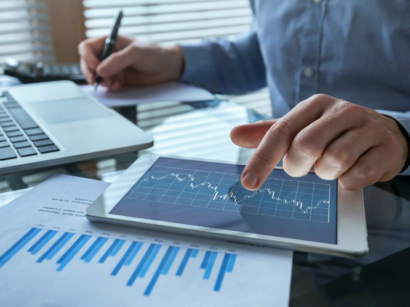 Financial & Legal Services